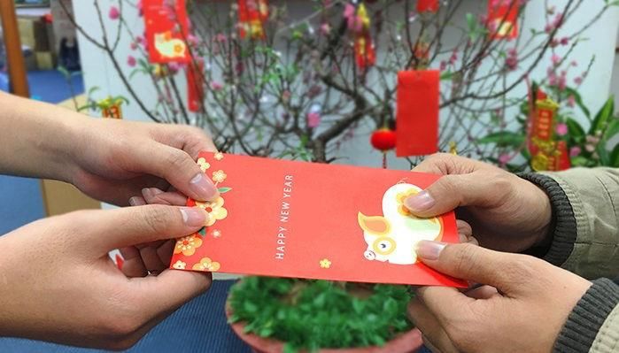 Lì xì không khéo, Tết mất vui: Vậy nên lì xì con trẻ bao nhiêu là đủ?