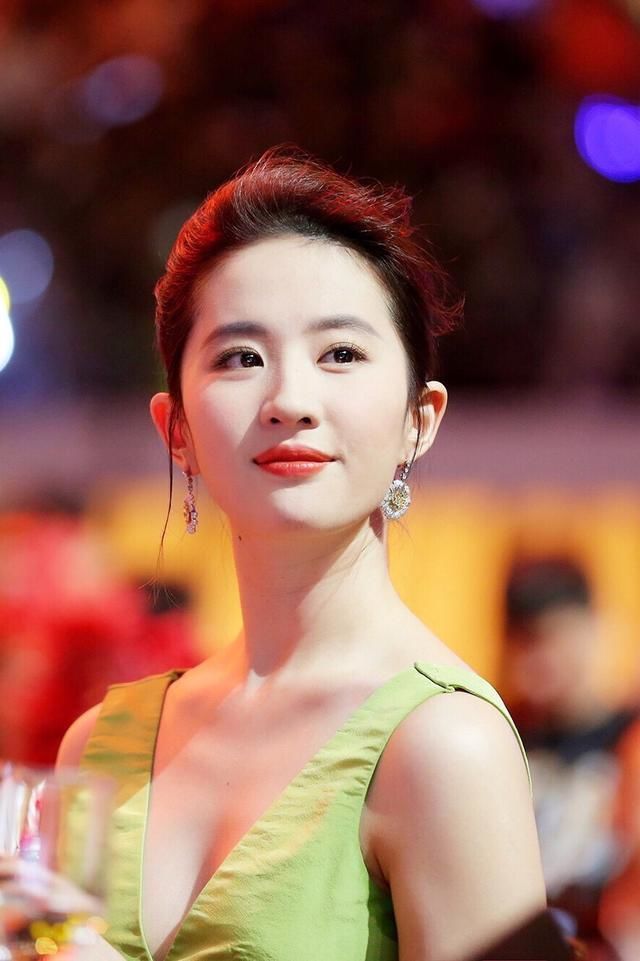 Lưu Diệc Phi, Trần Kiều Ân và loạt mỹ nhân Cbiz lão hóa ngược