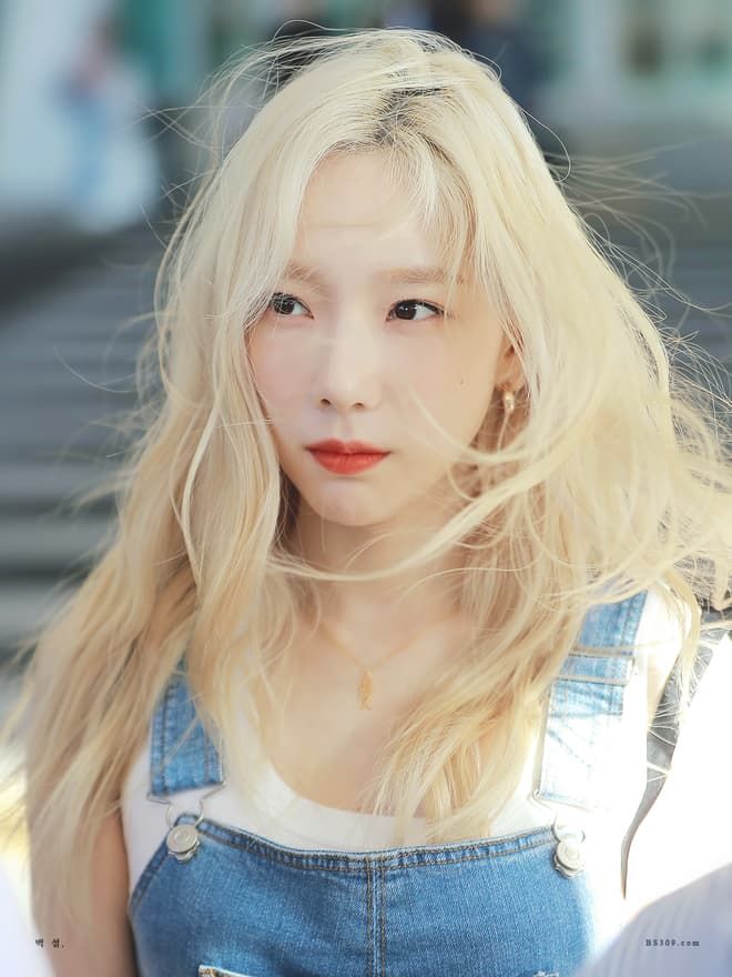 Màu tóc Taeyeon từng thử qua: Đen đã “đỉnh” nhưng vàng sáng là nhất