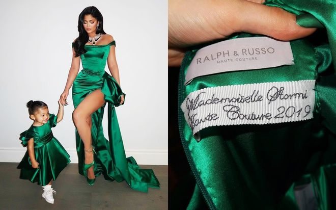 Mới 2 tuổi, con gái Kylie Jenner đã “ngập” trong tủ đồ hiệu ngàn đô