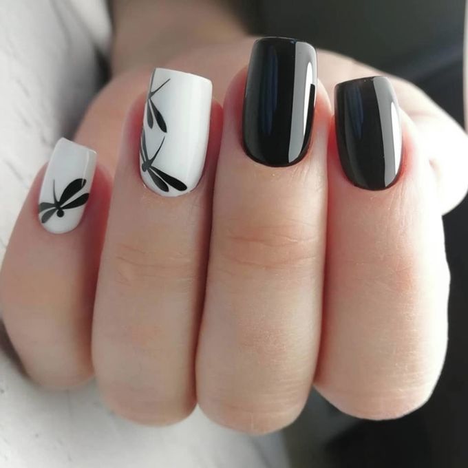Xu hướng nail năm 2020: Sơn màu cầu vồng, họa tiết galaxy hợp mốt