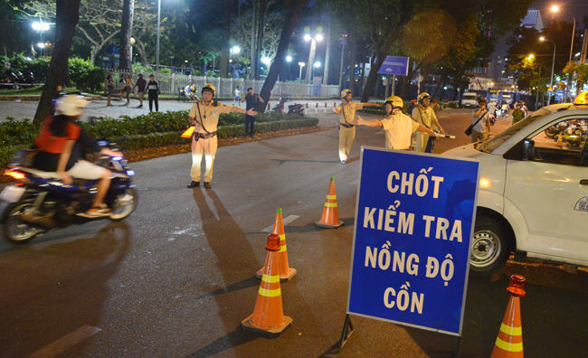Mức vệ sinh của ống thổi nồng độ cồn: Mỗi người dùng riêng 1 cái