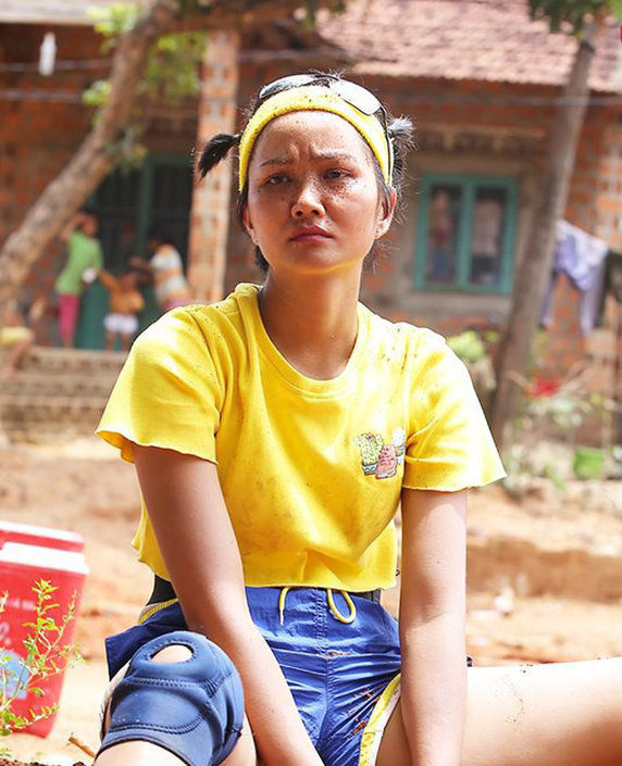 Nhan sắc thật của các mỹ nhân Việt khi lộ mặt mộc trên show thực tế