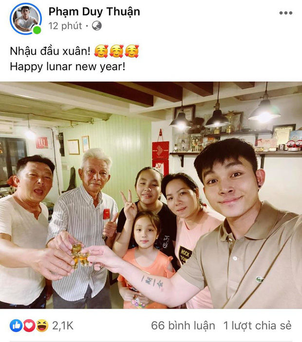 Những bức ảnh sum họp gia đình ngày Tết của sao Việt gây sốt
