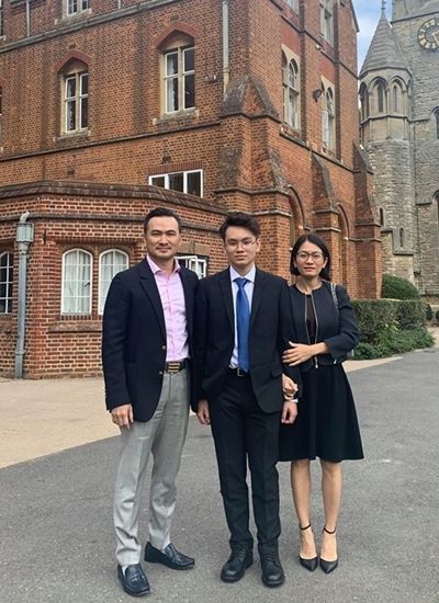 Những cuộc hôn nhân hơn thập kỷ của sao Việt vẫn tan vỡ đầy tiếc nuối