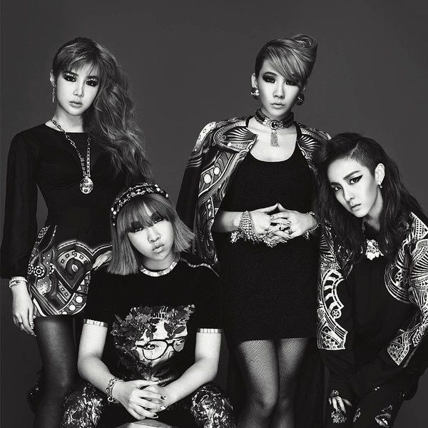 Park Bom và chia sẻ nghẹn ngào về 2NE1 trên chương trình âm nhạc
