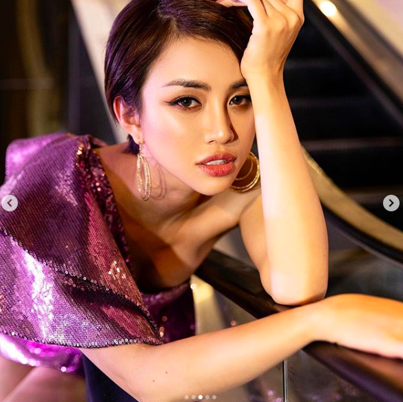 Pha tạo dáng dựa dẫm sexy mém xỉu của Thiên Nga