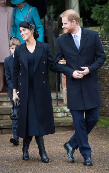Rời hoàng gia, Harry - Meghan mất tài trợ khủng nhưng vẫn giàu kếch xù