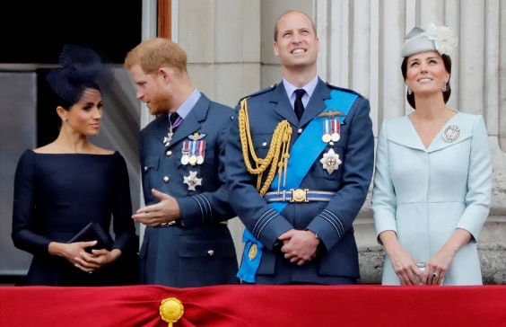 Rời hoàng gia, Harry - Meghan mất tài trợ khủng nhưng vẫn giàu kếch xù