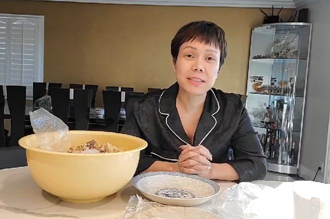 Sao Việt đón Tết ở nước ngoài: Việt Hương sum vầy bên chồng con