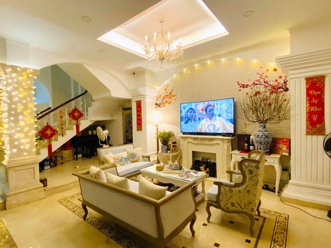 Biệt thự tiền tỷ sao Việt: nội thất sang trọng, có sân vườn, hồ bơi
