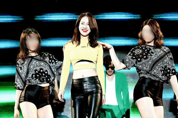 Song Ji Hyo ăn mặc như idol: Fan Đảm bảo làm visual luôn