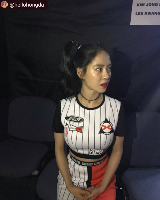 Song Ji Hyo ăn mặc như idol: Fan Đảm bảo làm visual luôn