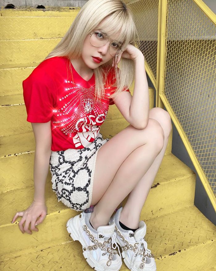 Street style sao Việt tuần qua: Sơn Tùng nhí nhảnh, Hà Tăng cực chất
