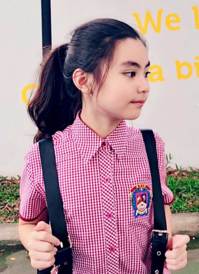 Nhan sắc xinh đẹp của hai cô công chúa nhà MC Quyền Linh