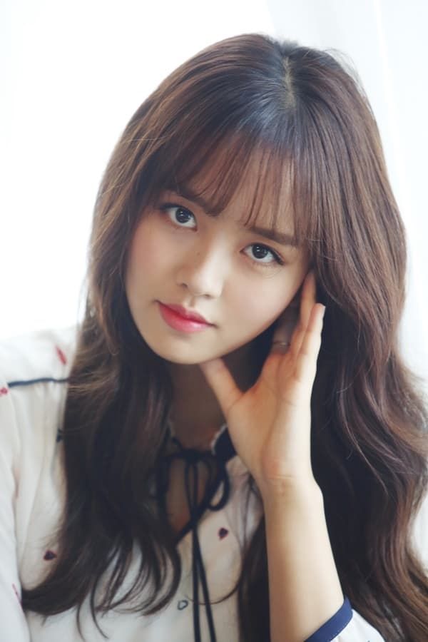4 ngôi sao trẻ quyền lực nhất showbiz Hàn: IU, Suzy thực sự bùng nổ