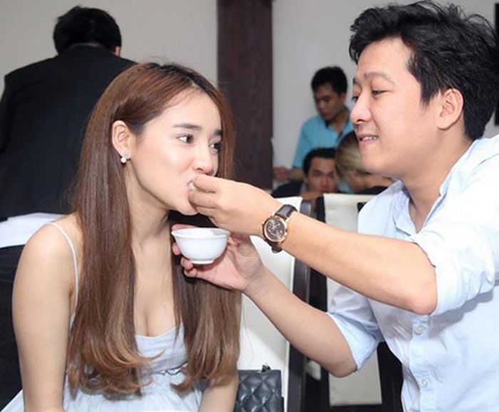 Trường Giang thích đi dép tổ ong nhưng sắm chiếc đồng hồ nửa tỷ