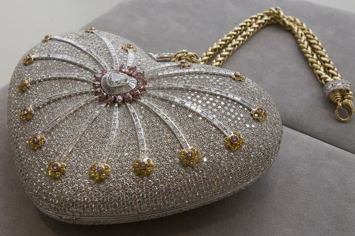 10 mẫu túi vét tiền nhất thế giới: Túi Diamond Purse hơn 88 tỷ VNĐ