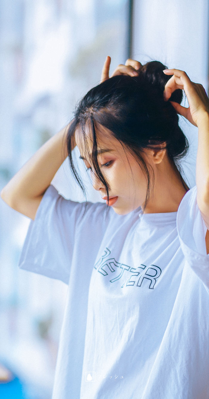 Dấu hiệu phụ nữ hết yêu: Đột nhiên im lặng và tự làm mọi thứ