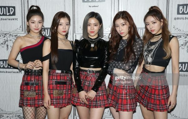 3 girlgroup biểu diễn trên truyền hình Mỹ: SNSD quả là huyền thoại