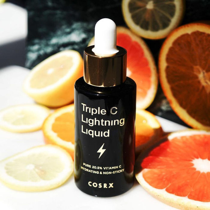 7 loại serum giá từ 200k có công dụng làm da trắng sáng mịn màng