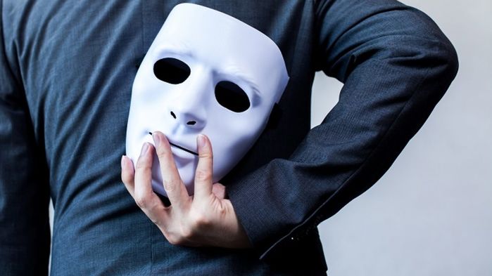 Theo nhân tướng học: Đàn ông có xương má cao là kẻ tiểu nhân, xui xẻo