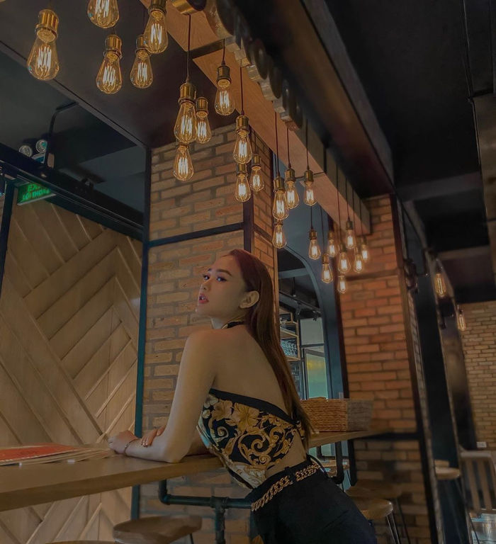 Song Luân khoe ảnh bạn gái, Lynk Lee trang điểm cầu kỳ cực xinh