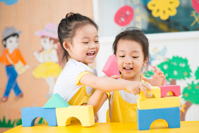 Dạy con kiểu Nhật: Mẹ càng bừa bộn, con càng thông minh, sáng tạo