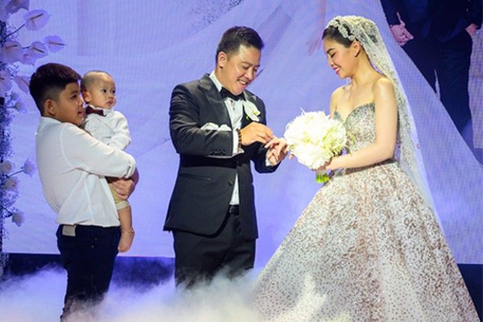7 đám cưới bí mật của Vbiz: Tóc Tiên, Xuân Lan giấu đến phút chót