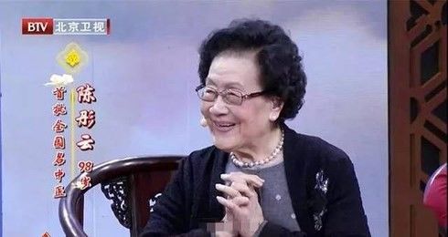 Bác sĩ U100 và bí quyết giữ thanh xuân siêu lâu của mình