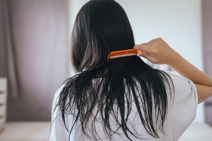 Có bạn hay mượn đồ, khóc ròng vì lây viêm gan, ghẻ và đây là lý do