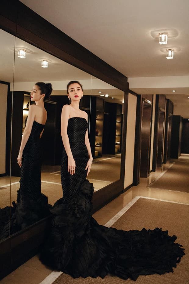 Chẳng lòe loẹt, Nhiệt Ba, Son Ye Jin... mặc đầm đen vẫn thần thái