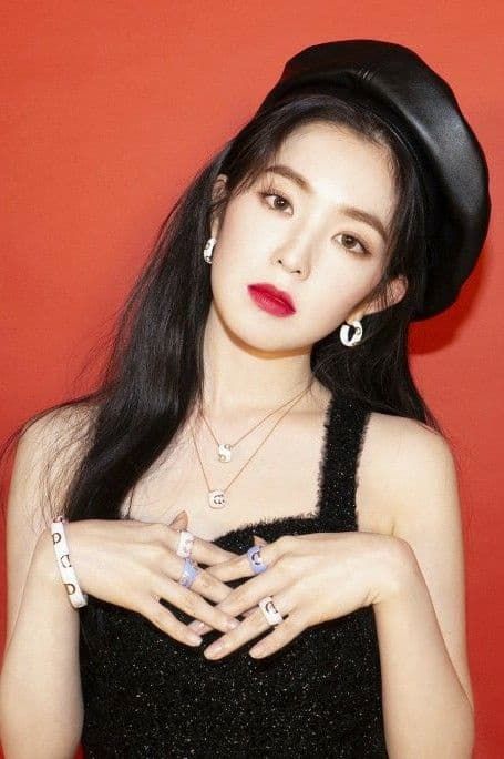 Chiêm ngưỡng loạt phụ kiện đẳng cấp của Irene: Đeo vòng cổ giá 5,4 tỷ
