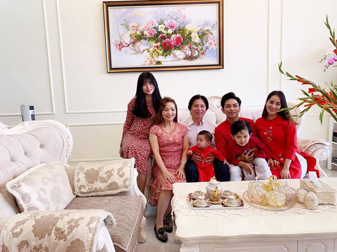 Chuyện làm dâu trong showbiz: Được cưng nhất là ca nương Kiều Anh