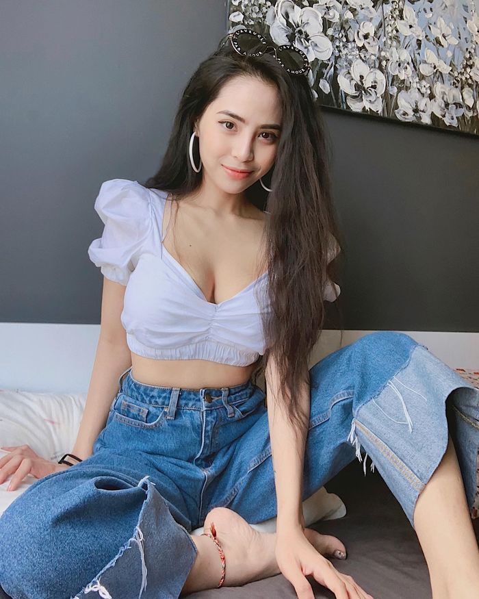 Cuộc sống sang chảnh sau 4 năm kết hôn của ca nương Kiều Anh