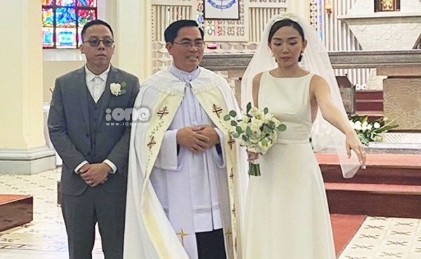 Dân tình đã dò đoán và tìm ra “tung tích” chiếc váy cưới của Tóc Tiên