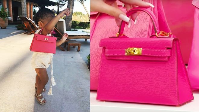 Diện mẫu túi sản xuất ở Việt Nam: Con gái Kylie cân hết Rosé, Chi Pu