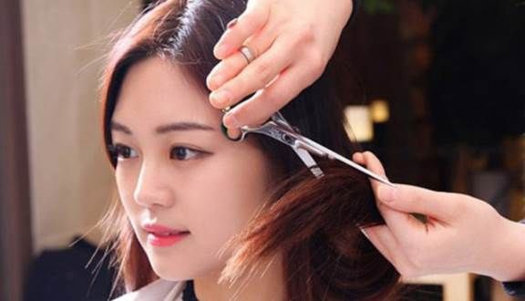 Cắt ngắn một chút, làm như mẫu - kiểu gì cũng bị thợ hại hư mái tóc