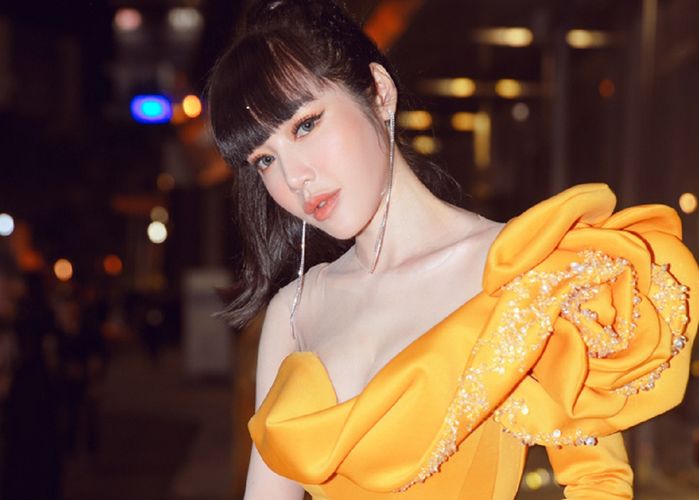 Elly Trần ngầm xác nhận đã đường ai nấy đi với chồng ngoại quốc