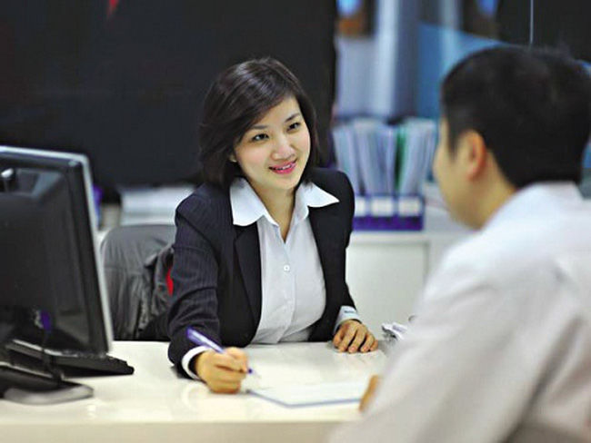 Nỗi khổ của gái ngân hàng: mặt xinh, lương cao nhưng mãi vẫn độc thân