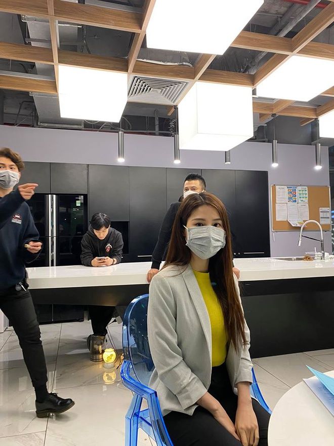 Giữa dịch nCoV: Hoàng Bách, Tuấn Hưng đi hiến máu
