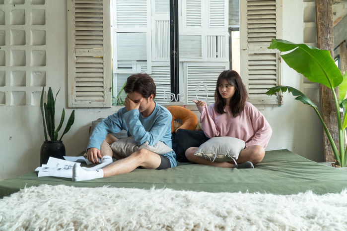 Con trai à, với con gái hoặc là tất cả hoặc không là gì, đừng vờn nhau
