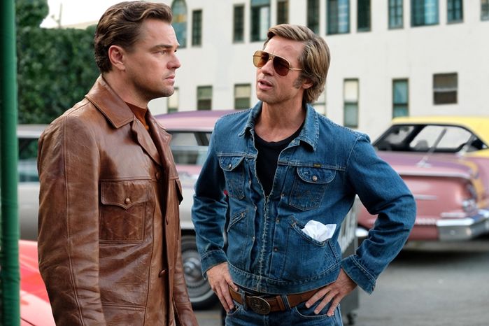 Hãy yêu ai đó nhìn bạn giống như Leo nhìn Brad Pitt