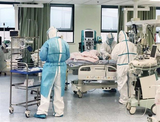 Hơn 8000 người nhiễm Corona được xuất viện tại Trung Quốc đại lục