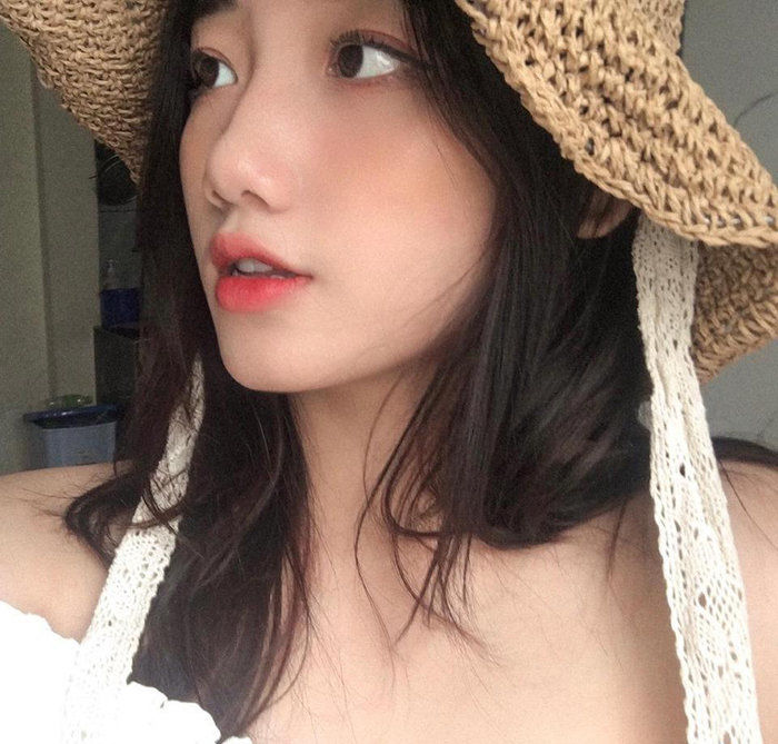 Hotgirl Đà Nẵng nổi như cồn chỉ sau một đêm nhờ giống hệt Suzy