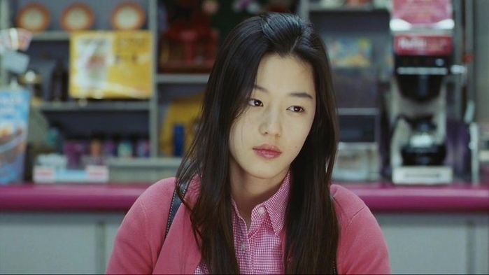 Jeon Ji Hyun khiến CĐM điên đảo khi xuất hiện trong bộ ảnh mới