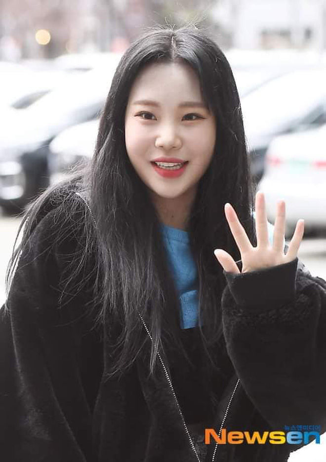 JooE bùng nổ nhan sắc: Nữ idol bị gắn mác xấu nhất Kpop giờ đã khác