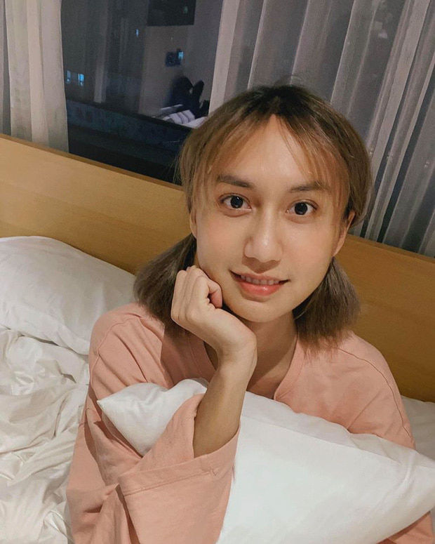 Jun Pham khoe hội bạn thân cực lầy, Lynk Lee buộc tóc điệu đà