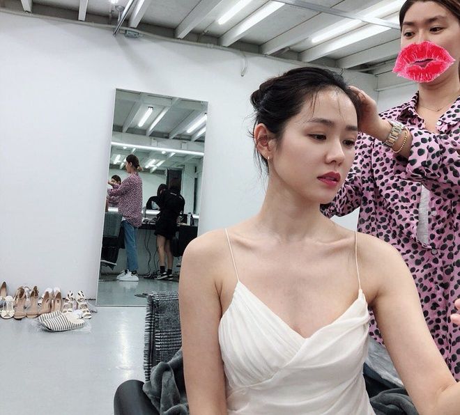 Khắc phục làn da dầu, Son Ye Jin có bí quyết riêng: Đắp 2 loại mặt nạ