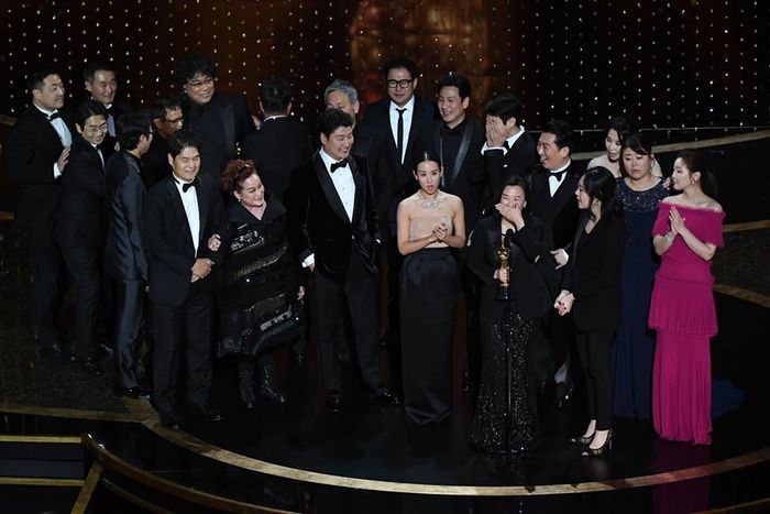 Ký sinh trùng – bộ phim châu Á lập thành tích khủng với 4 giải Oscar